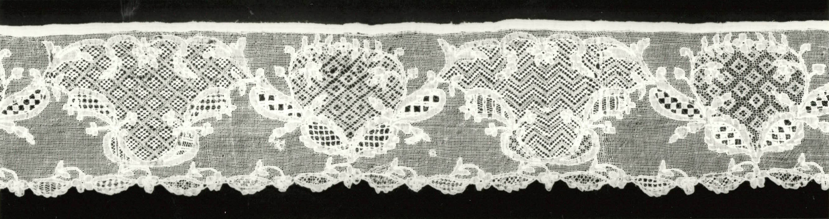 Lace Border