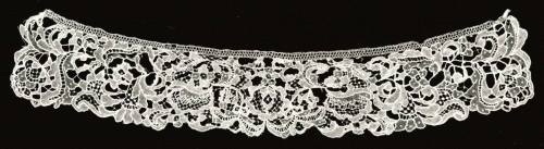 Lace Collar