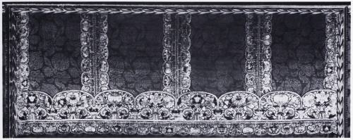 Valance with Floral Design