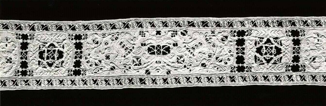 Lace Border